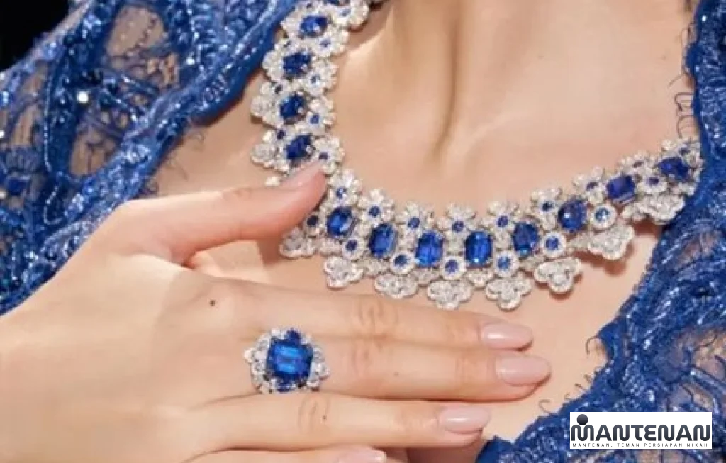 Blue Sapphire Maia Estianty